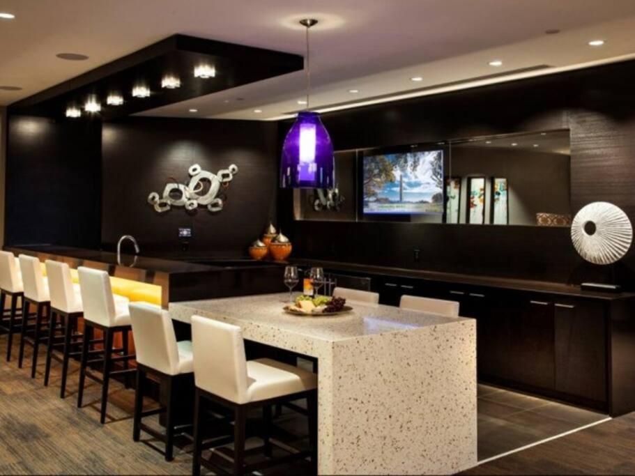 ארלינגטון Awesome 1 Bedroom Apt + Den At Crystal City With Gym מראה חיצוני תמונה
