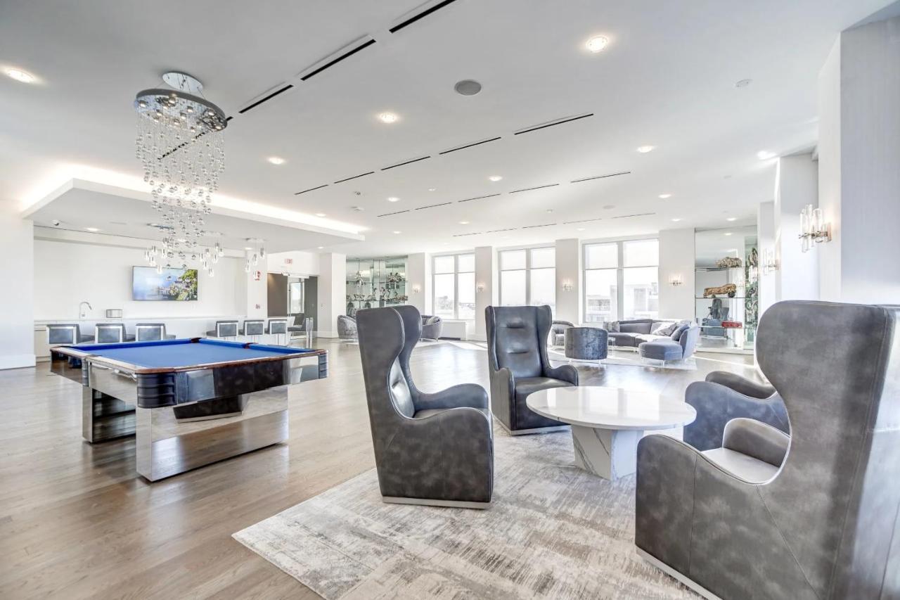 ארלינגטון Awesome 1 Bedroom Apt + Den At Crystal City With Gym מראה חיצוני תמונה