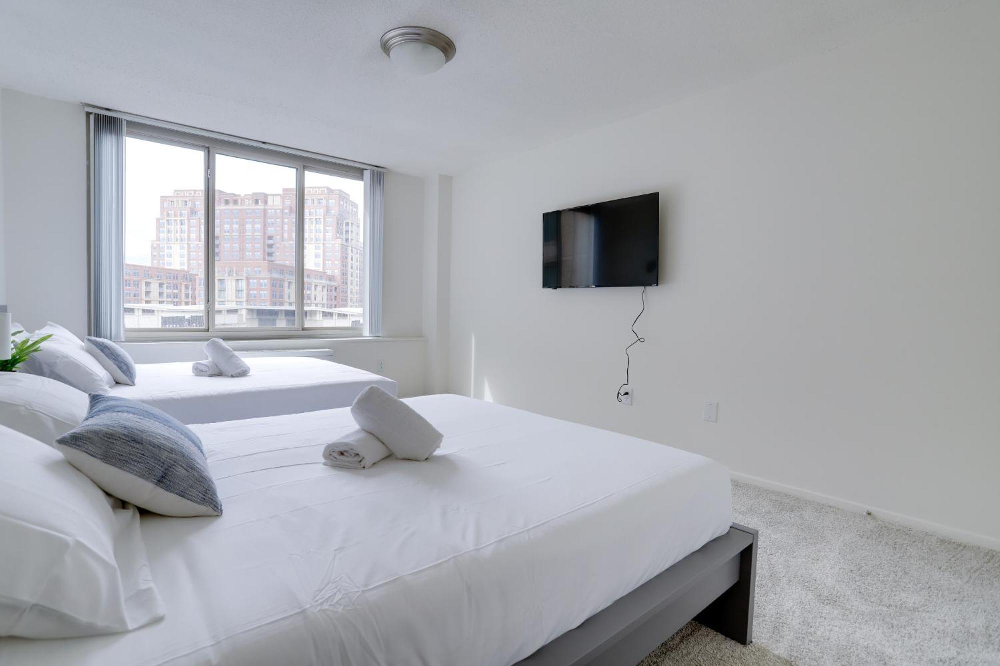 ארלינגטון Awesome 1 Bedroom Apt + Den At Crystal City With Gym מראה חיצוני תמונה